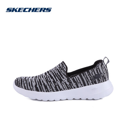 SKECHERS(斯凯奇)PERFORMANCE系列女运动鞋15602